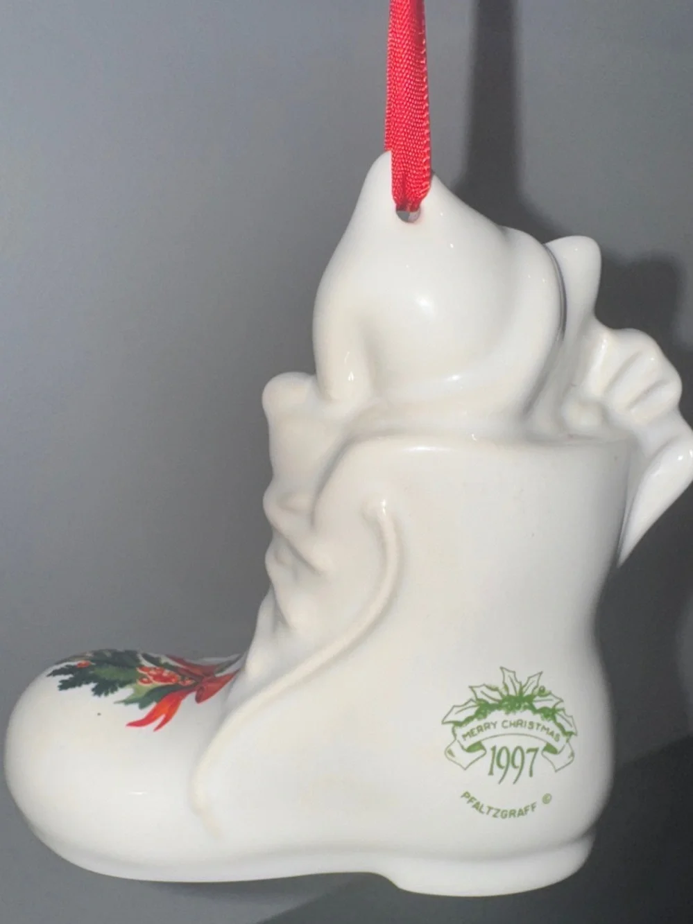 Pfaltzgraff 1997 Merry Christmas Bell Series Kitten in Boot Ornament